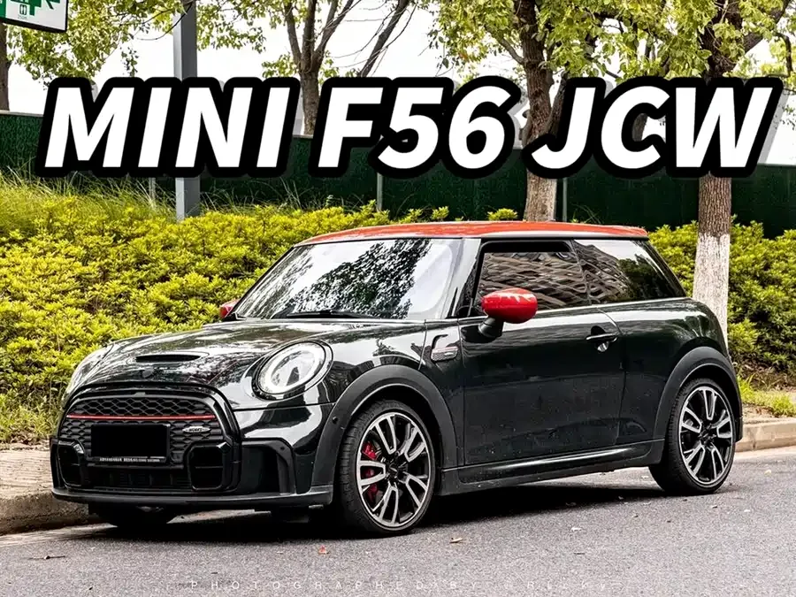 MINI JCW MINI JCW 2022 facelift 2.0T JOHN COOPER WORKS ALL-IN 2023 — фото 1, купить с доставкой в Москву