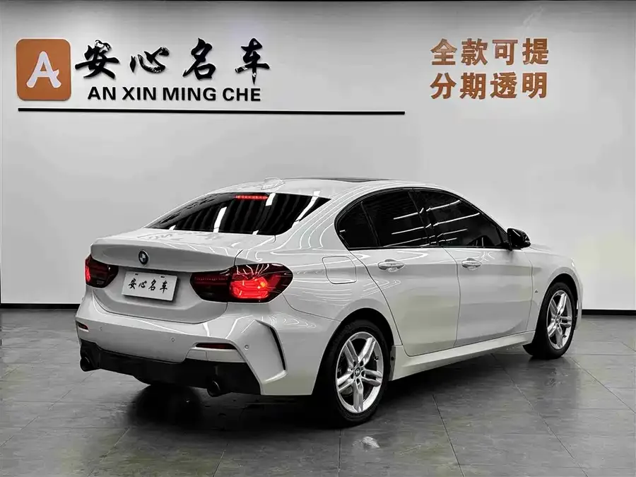 BMW 1 series BMW 1 Series 2023 120i M Sport Night Edition 2023 — миниатюра 3