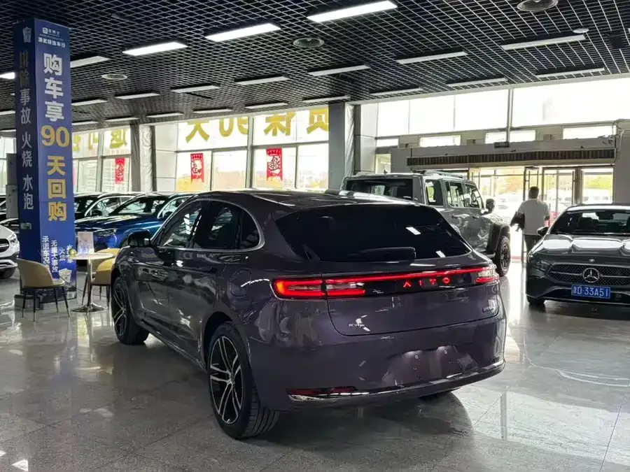 AITO M5 M5 2025 Extended Range Ultra Rear-wheel Drive 2026 — миниатюра 5