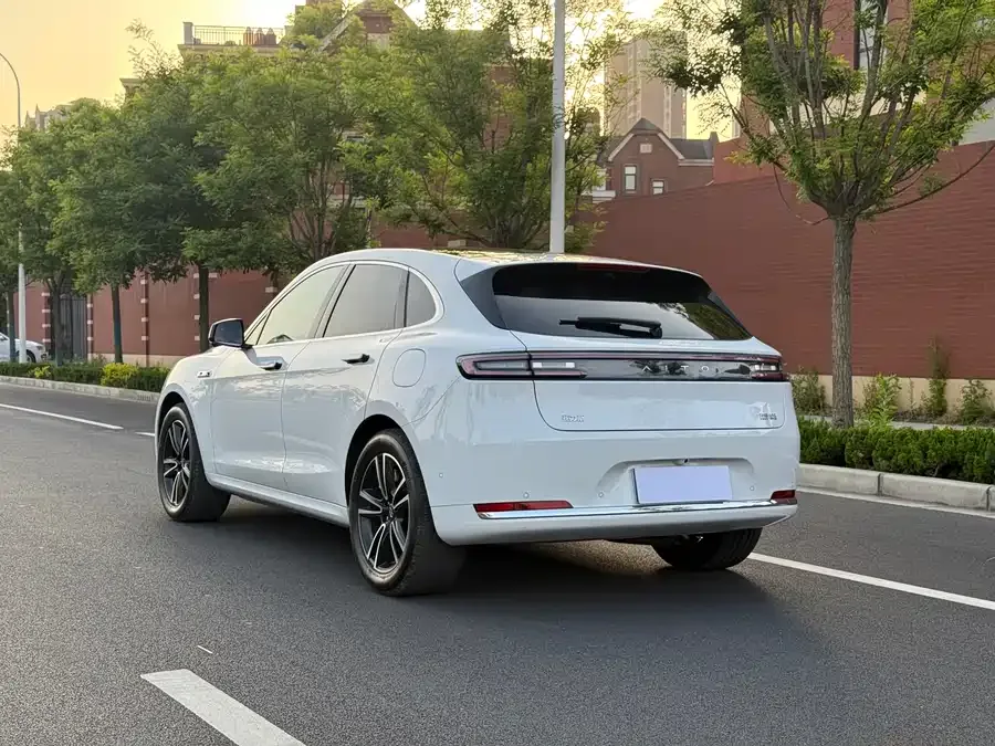 AITO M5 M5 2025 Extended Range Ultra Rear-wheel Drive 2025 — миниатюра 3
