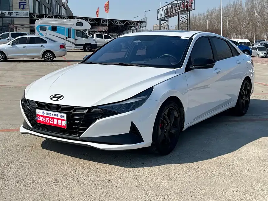 Hyundai Elantra Elantra 2022 1.5L CVT 20th Anniversary Edition 2022 — фото 1, купить с доставкой в Москву