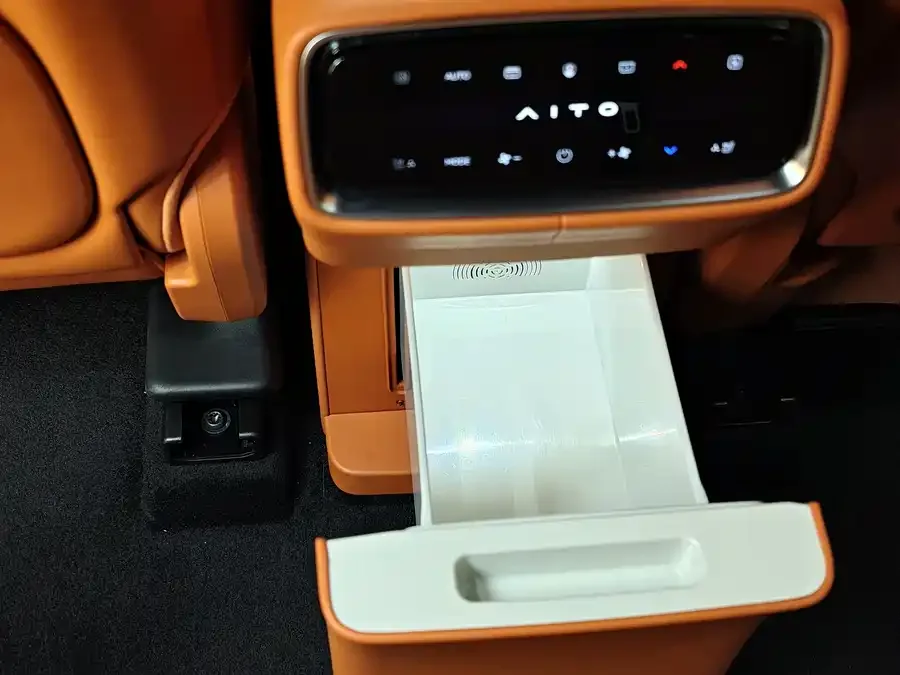 AITO M9 QM9 2024 Pure Electric Ultra Edition 100kWh 5-seater Edition 2025 — миниатюра 5