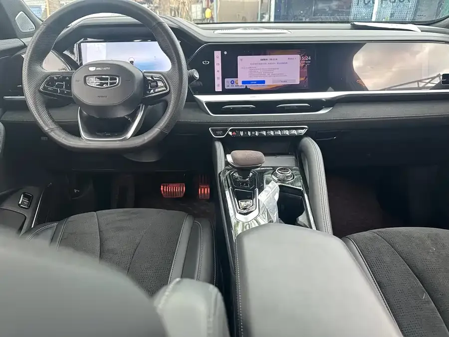 Geely Monjaro Xingyue L 2024 2.0TD High Power Automatic 2WD Skyline Edition 2024 — миниатюра 2