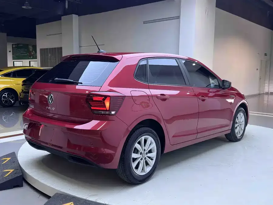 Volkswagen Polo Polo 2023 facelift Plus 1.5L Automatic Colorful Technology Edition 2023 — миниатюра 2