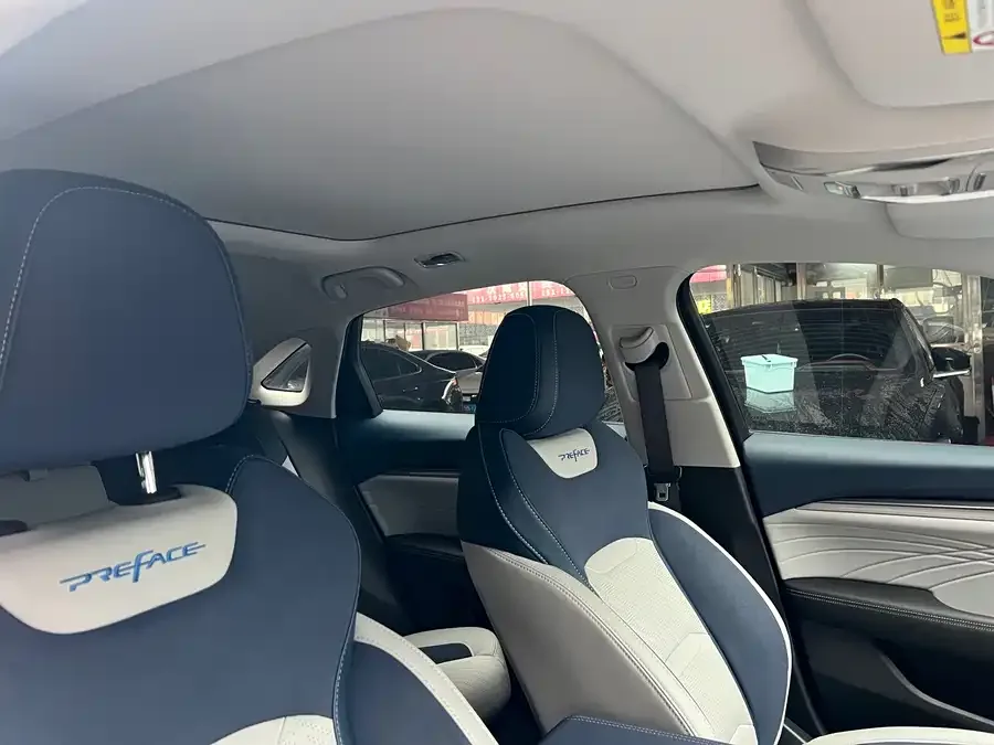 Geely Xingrui Xingrui 2023 2.0TD Premium Edition 2022 — миниатюра 3