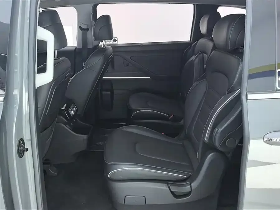 Hyundai Custo Kustu 2021 270TGDi Premium Edition LUX 2022 — миниатюра 5