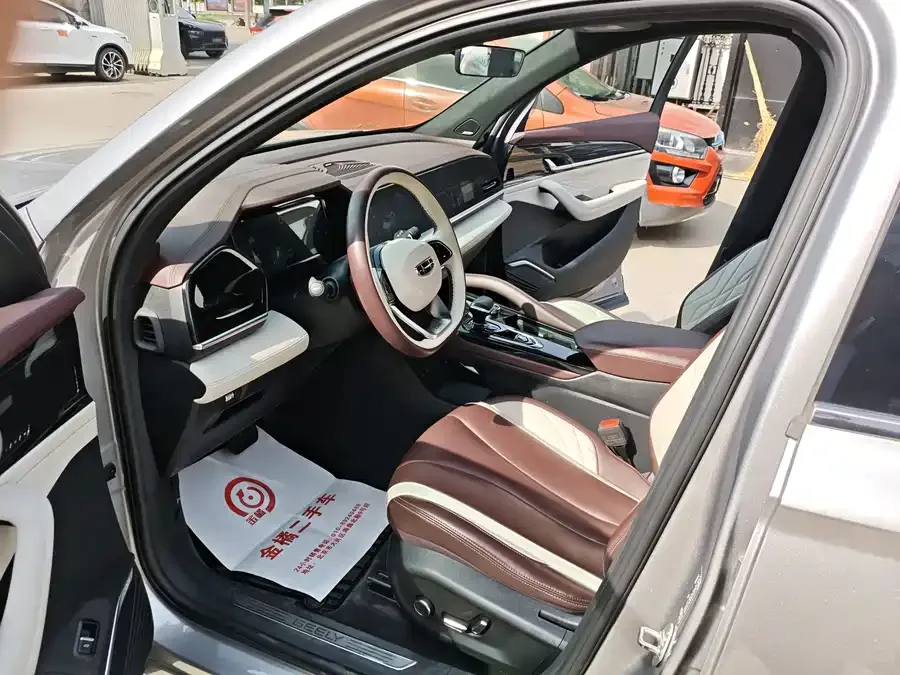 Geely Monjaro Xingyue L 2021 2.0TD High Power Automatic 4WD Premium Edition 2022 — миниатюра 4
