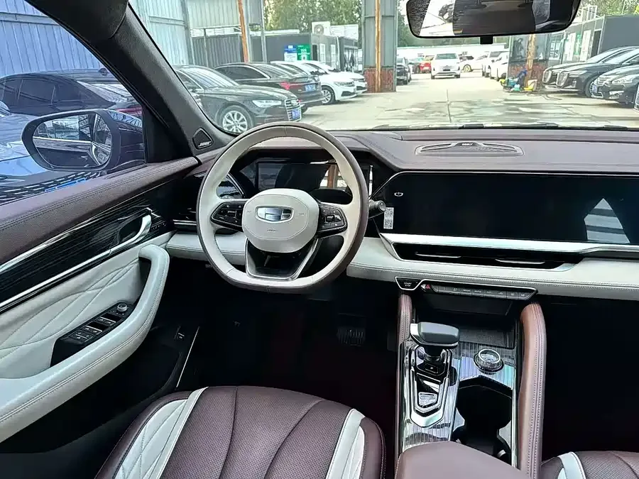 Geely Monjaro Xingyue L 2021 2.0TD DCT EVO 2WD Premium Edition 2022 — миниатюра 4