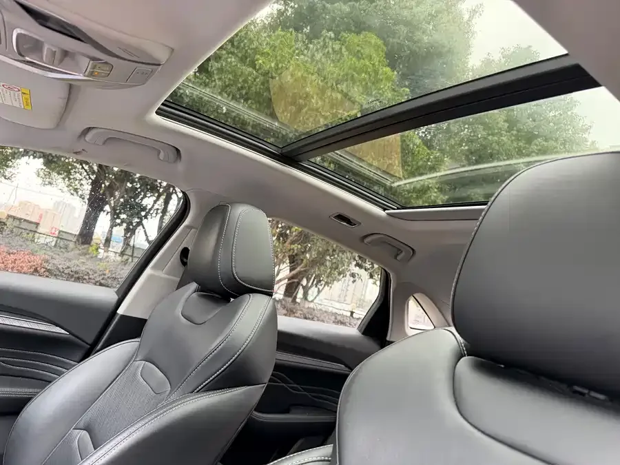 Geely Xingrui Xingrui 2023 2.0TD Luxury 2023 — миниатюра 5