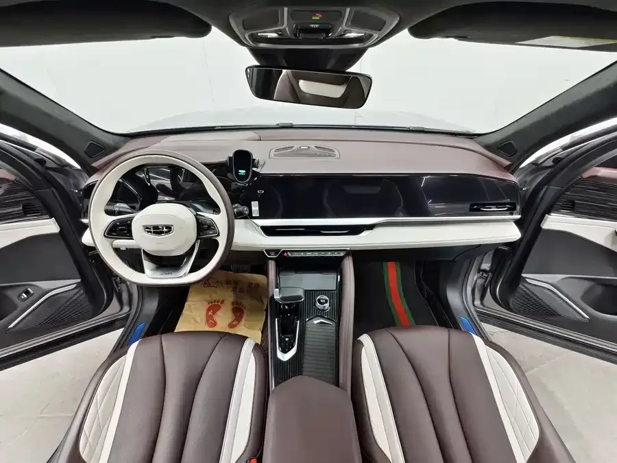 Geely Monjaro Xingyue L 2024 2.0TD High Power Automatic 2WD Yunqi Edition 2024 — миниатюра 3