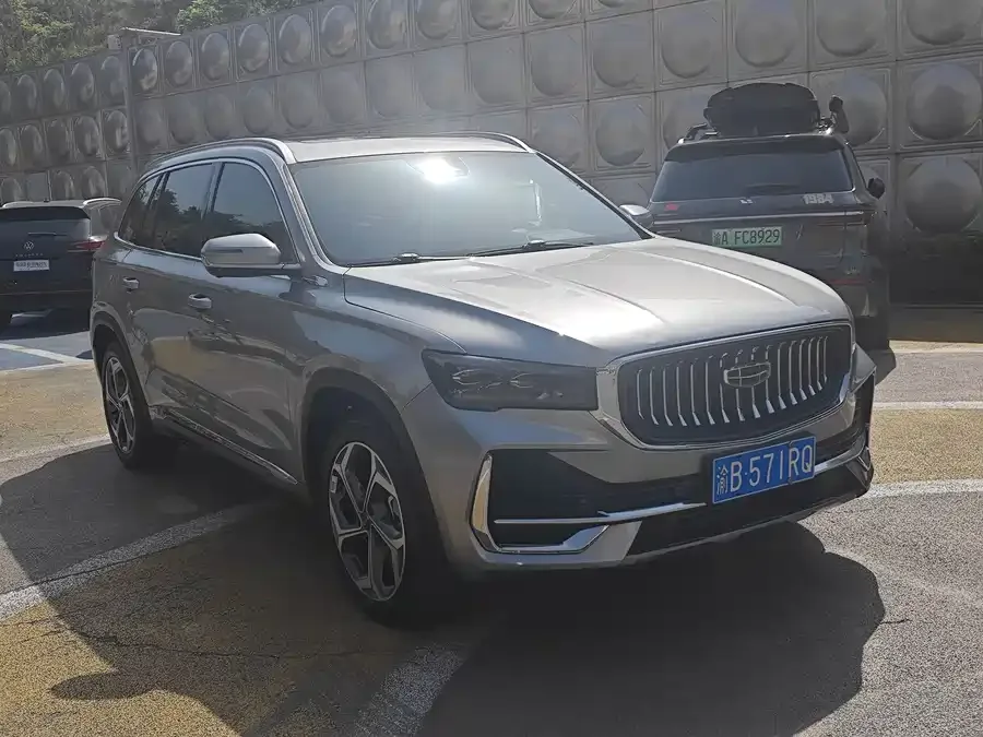Geely Monjaro Xingyue L 2025 2.0TD Automatic Cloud Edition 2025 — миниатюра 3