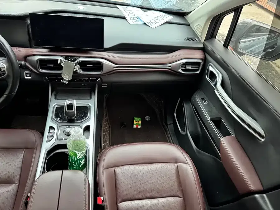 Geely Okavango Haoyue 2022 1.8TD Automatic Premium 7 Seaters 2022 — миниатюра 4