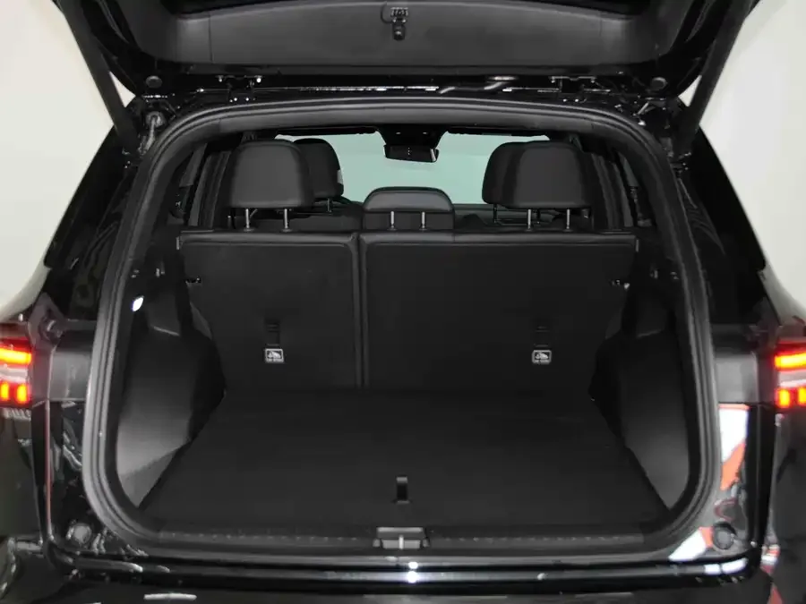Geely Monjaro Xingyue L 2024 2.0TD DCT EVO 2WD Changfeng Edition 2024 — миниатюра 5
