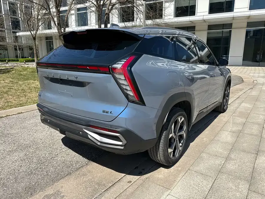 Geely Atlas L Boyue L 2023 1.5TD DCT Premium Edition 2024 — миниатюра 4