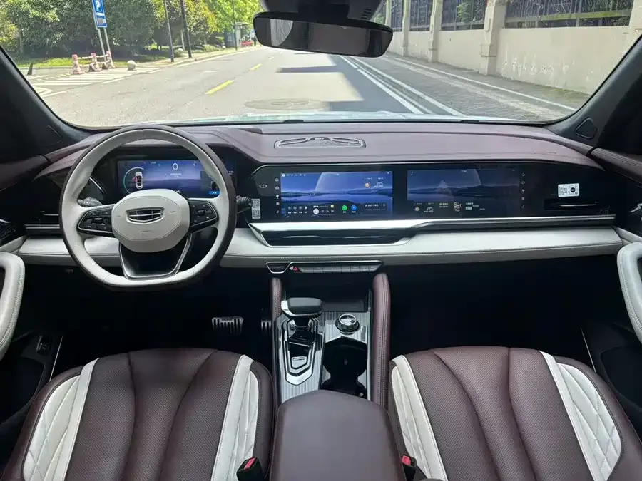 Geely Monjaro Xingyue L 2021 2.0TD DCT EVO 2WD Premium Edition 2022 — миниатюра 3