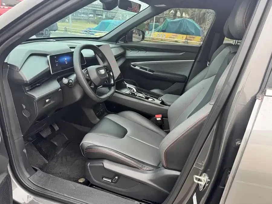 Geely Atlas Boyue 2023 Boyue COOL 1.5TD Smart 2024 — миниатюра 2