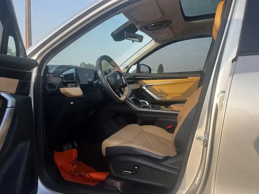 Geely Atlas L Boyue L 2023 1.5TD DCT Premium Edition 2023 — миниатюра 4