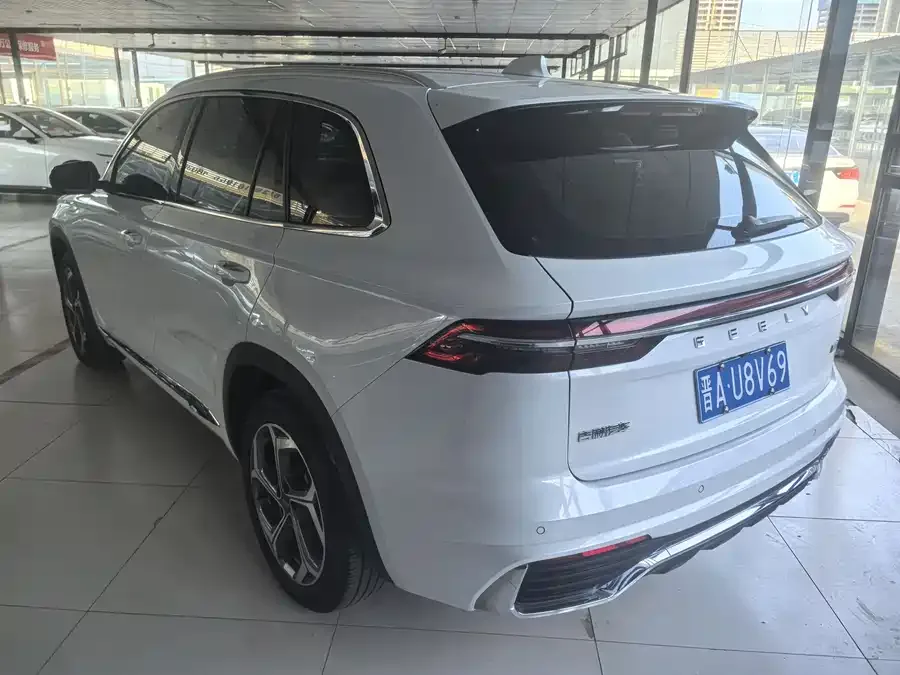 Geely Monjaro Xingyue L 2024 2.0TD High Power Automatic 2WD Yunqi Edition 2024 — миниатюра 3