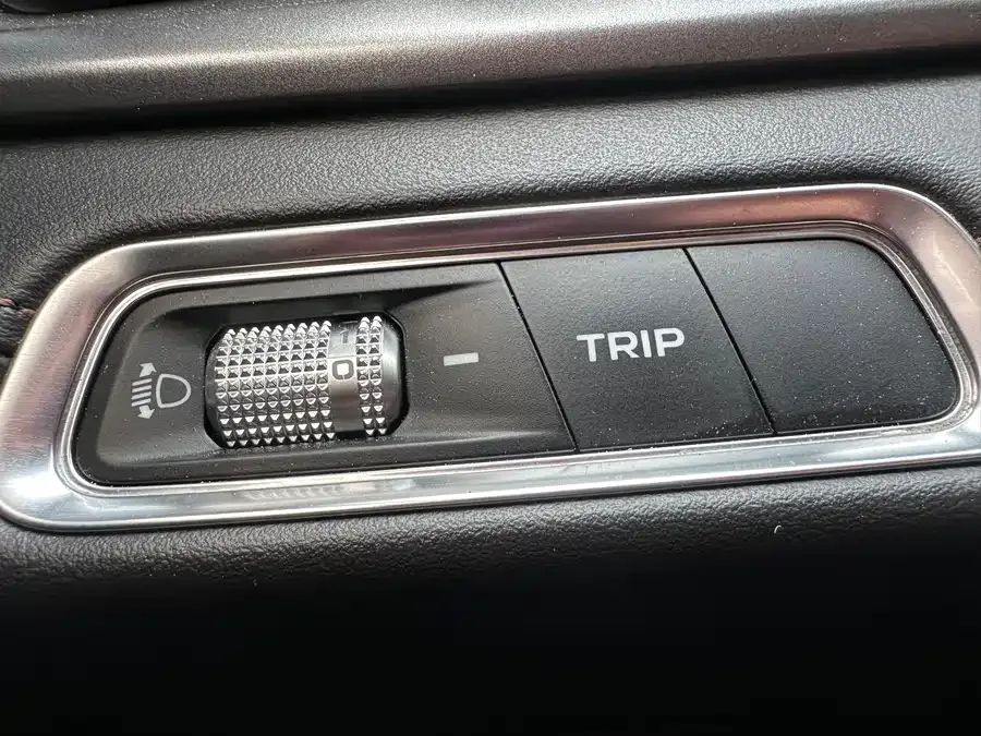 Geely Vision X6 Vision X6 2021 PRO 1.4T Automatic Premium Edition 2022 — миниатюра 4