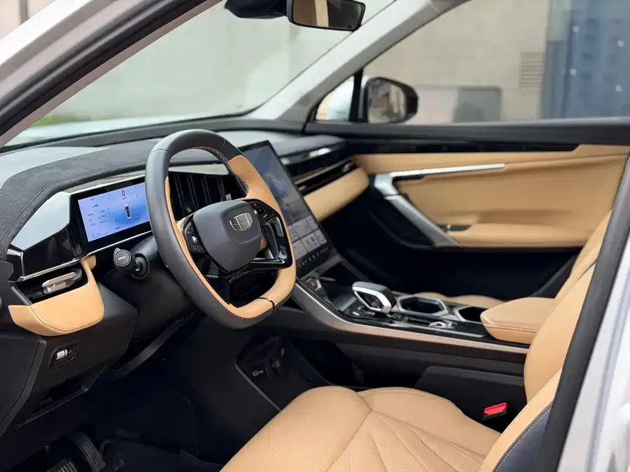 Geely Atlas L Boyue L 2023 1.5TD DCT Premium Edition 2024 — миниатюра 5