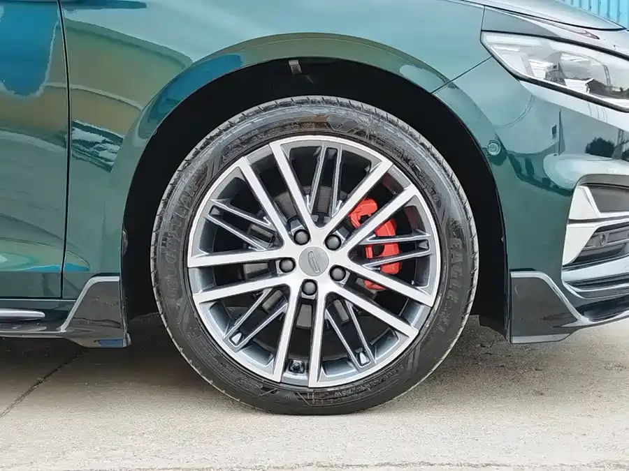 Geely Xingrui Xingrui 2023 2.0TD only available in green version 2023 — миниатюра 5