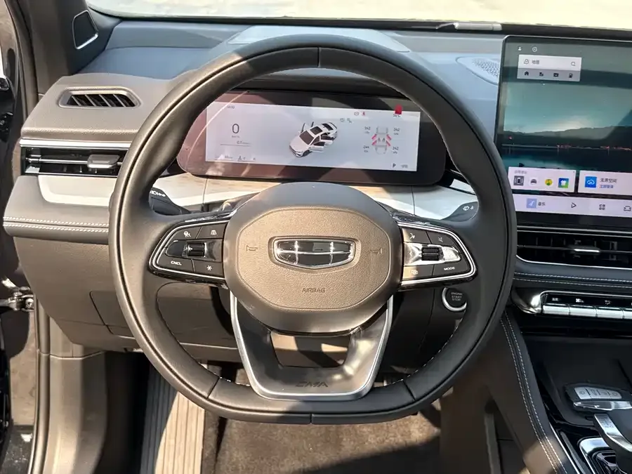 Geely Xingrui Xingrui 2026 Dongfang Yao 1.5TD Kunlun Edition 2026 — миниатюра 3