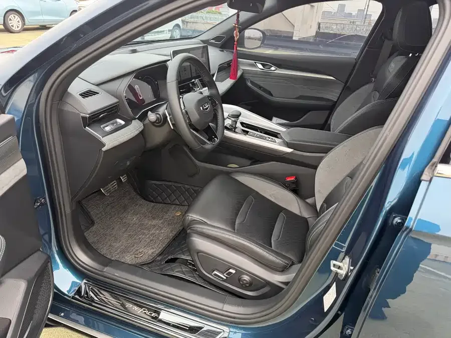 Geely Xingrui Xingrui 2023 2.0TD only available in green version 2022 — миниатюра 4