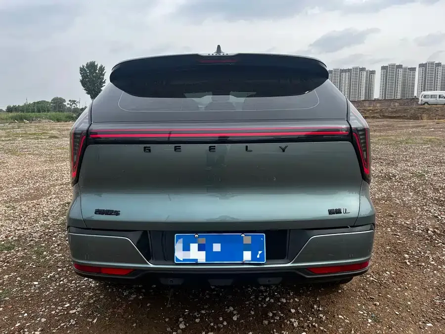 Geely Atlas L Boyue L 2025 fourth generation 1.5TD DCT Jinxiu 2025 — миниатюра 3