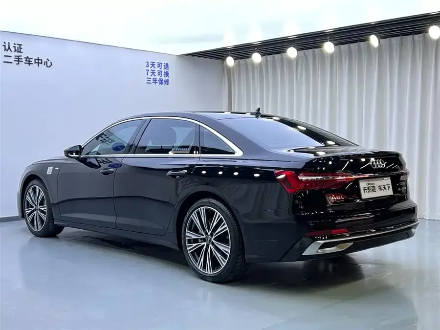 Audi A6L 2025 45 TFSI Selected Dynamic Edition 2025 — миниатюра 2
