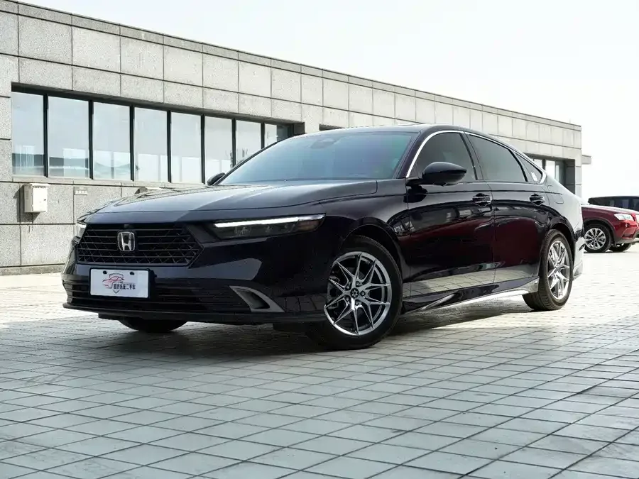 Honda Accord Accord 2023 260TURBO Smart Edition 2023 — фото 1, купить с доставкой в Москву