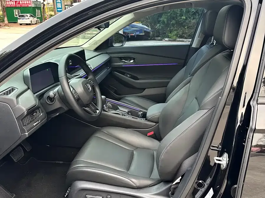 Honda Accord Accord 2024 260TURBO Luxury Edition 2024 — миниатюра 4