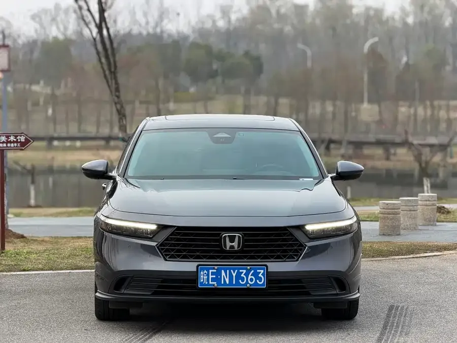 Honda Accord Accord 2023 260TURBO Smart Edition 2023 — фото 1, купить с доставкой в Москву