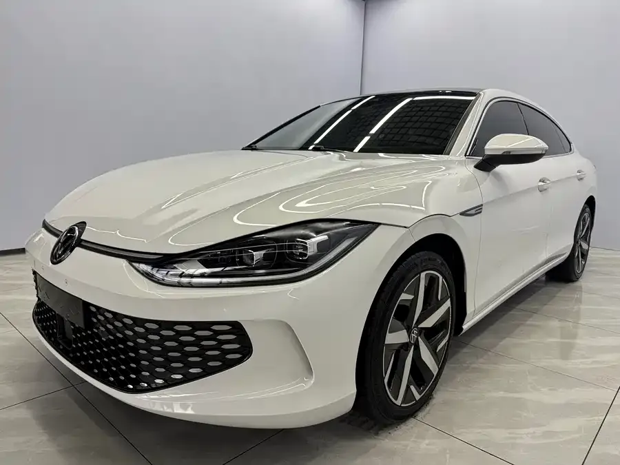 Volkswagen Lamando 2023 Lingdu Lingdu L 280TSI DSG Cool Edition 2023 — фото 1, купить с доставкой в Москву