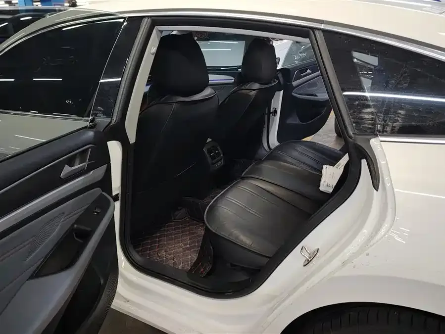 Volkswagen Lamando 2022 Lingdu Lingdu L 280TSI DSG Hot Edition 2023 — миниатюра 5