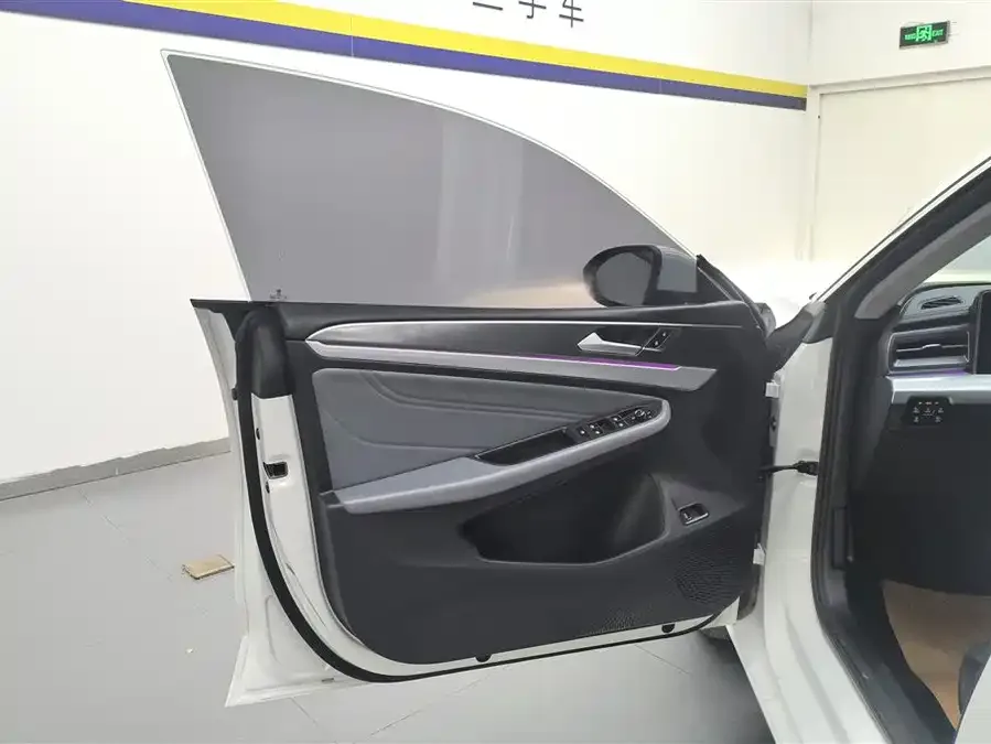 Volkswagen Lamando 2024 Lingdu Lingdu L 280TSI DSG Cool Edition 2024 — миниатюра 4