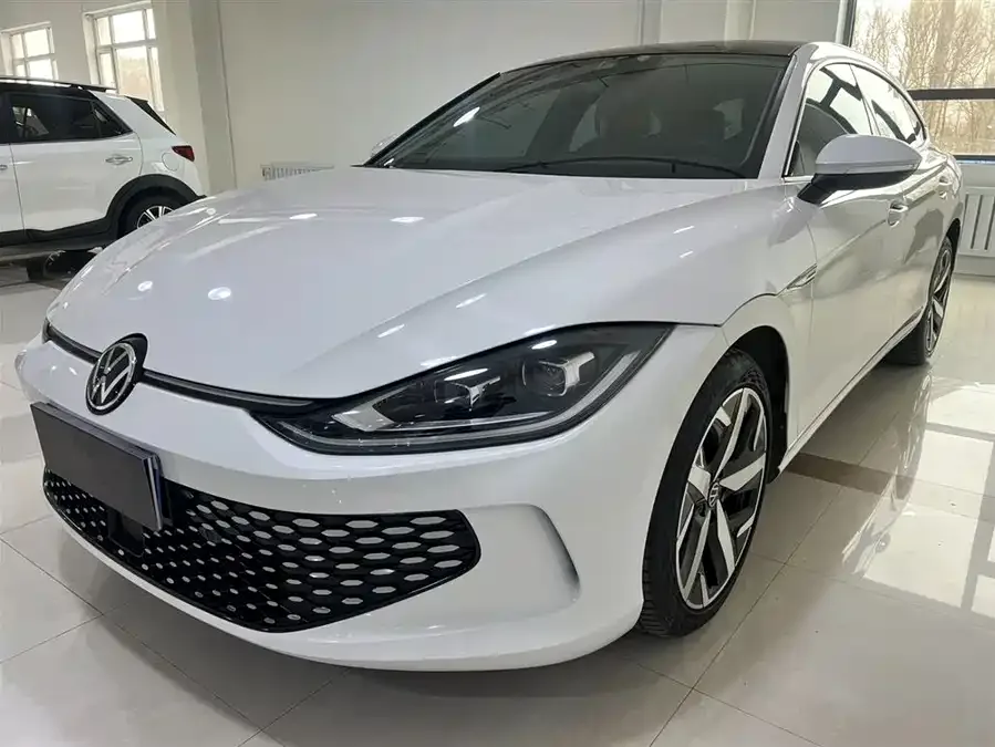 Volkswagen Lamando 2023 Lingdu Lingdu L 280TSI DSG Cool Edition 2023 — фото 1, купить с доставкой в Москву