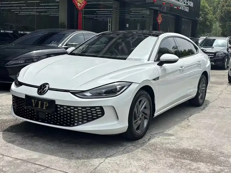 Volkswagen Lamando 2024 Lingdu Lingdu L 280TSI DSG Hot Edition 2024 — фото 1, купить с доставкой в Москву