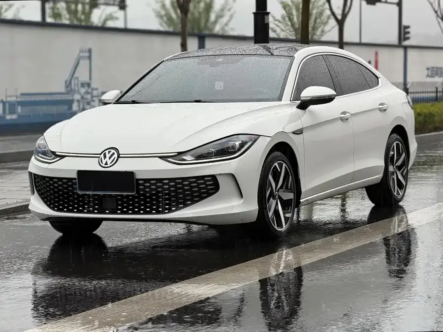 Volkswagen Lamando 2023 Lingdu Lingdu L 280TSI DSG Cool Edition 2024 — фото 1, купить с доставкой в Москву
