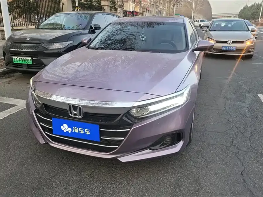 Honda Accord Accord 2022 260TURBO Deluxe Edition 2022 — фото 1, купить с доставкой в Москву