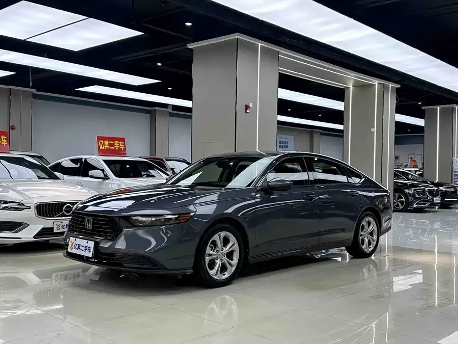 Honda Accord Accord 2023 260TURBO Smart Edition 2023 — фото 1, купить с доставкой в Москву