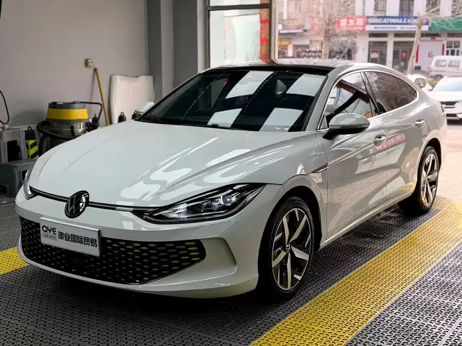 Volkswagen Lamando 2023 Lingdu Lingdu L 280TSI DSG Cool Edition 2023 — фото 1, купить с доставкой в Москву