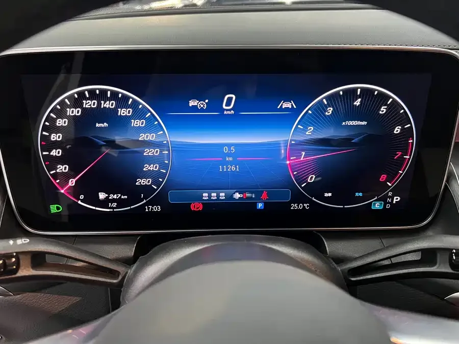 Mercedes-Benz GLC-Class Mercedes-Benz GLC 2025 GLC 300 L 4MATIC Dynamic 5-seater 2025 — миниатюра 3