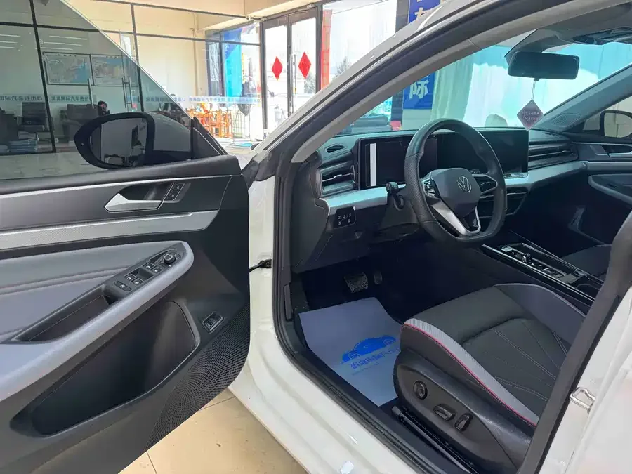 Volkswagen Lamando 2022 Lingdu Lingdu L 280TSI DSG Cool Edition 2023 — миниатюра 4