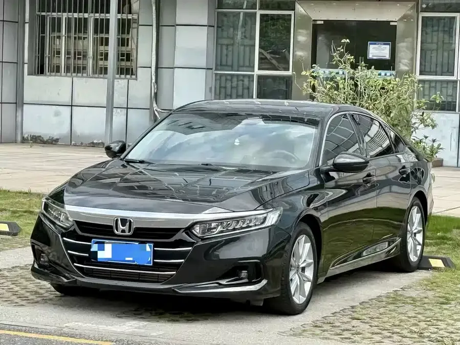 Honda Accord Accord 2022 260TURBO Deluxe Edition 2022 — фото 1, купить с доставкой в Москву