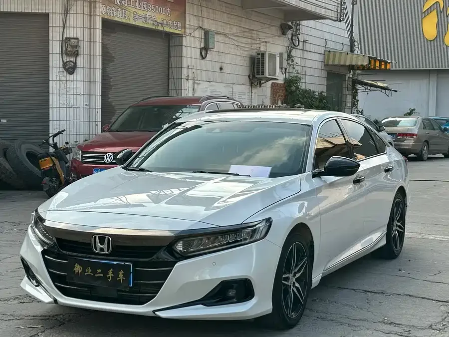 Honda Accord 2022 Accord 260TURBO Fantasy Night Premium Edition 2023 — фото 1, купить с доставкой в Москву