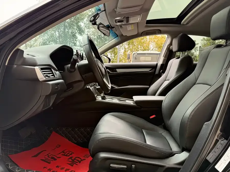 Honda Accord Accord 2022 260TURBO Deluxe Edition 2022 — миниатюра 3