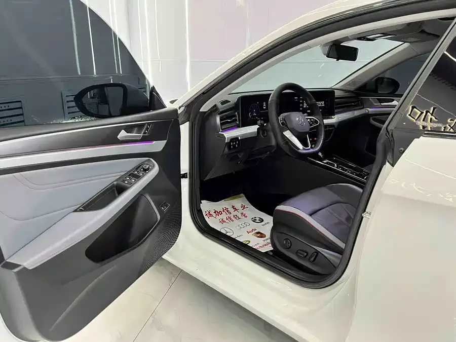Volkswagen Lamando 2022 Lingdu Lingdu L 280TSI DSG Cool Edition 2023 — миниатюра 4
