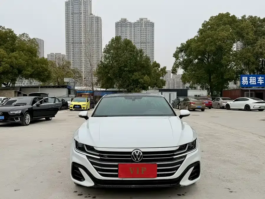 Volkswagen FAW- CC FAW-Volkswagen CC 2024 330TSI Dazzling Edition 2024 — миниатюра 5