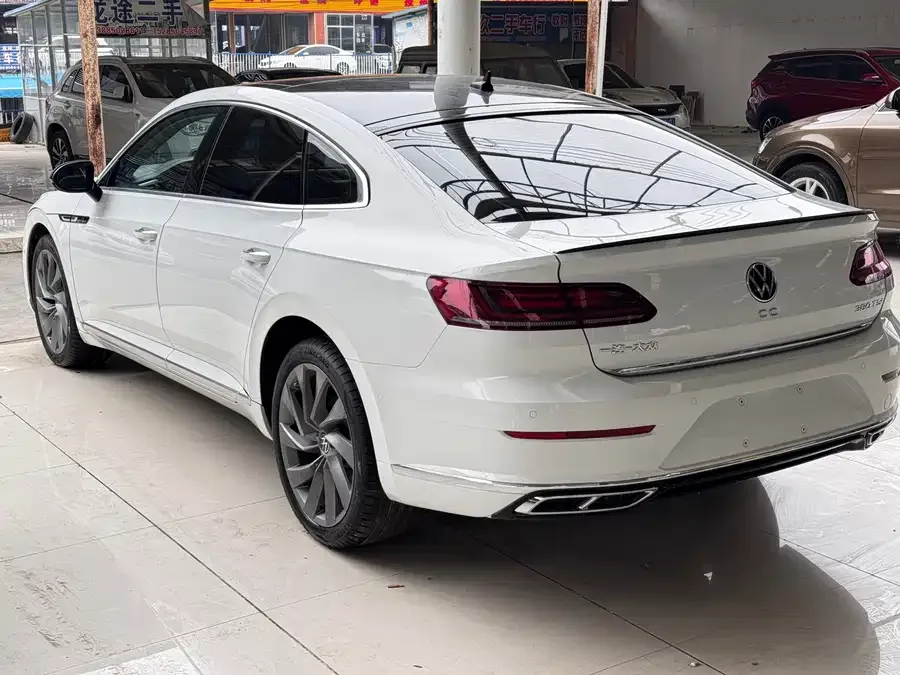 Volkswagen FAW- CC FAW-Volkswagen CC 2023 380TSI Eye-catching Edition 2023 — миниатюра 4
