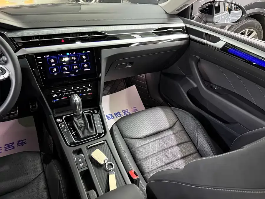 Volkswagen FAW- CC FAW-Volkswagen CC 2024 Shooting Brake 330TSI - Eye-Catching Edition 2024 — миниатюра 4